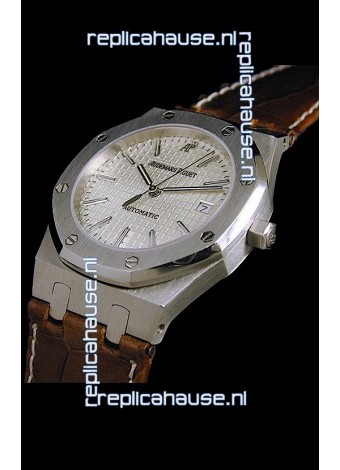 Audemars Piguet Royal Oak Replica Watch in White Dial